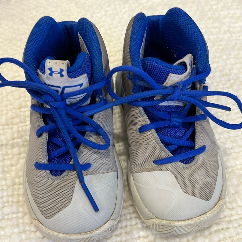 Under Armour Toddler Shoes size 6